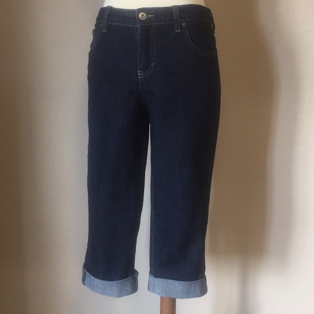 Style & Co Denim Capri stretchy dark denim 6P